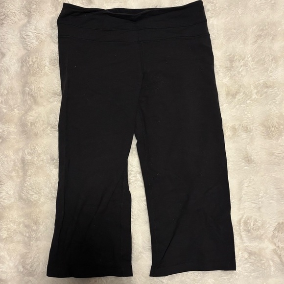 Lululemon Groove Crop Yoga Capris – Black – Size 8 - Picture 2 of 5